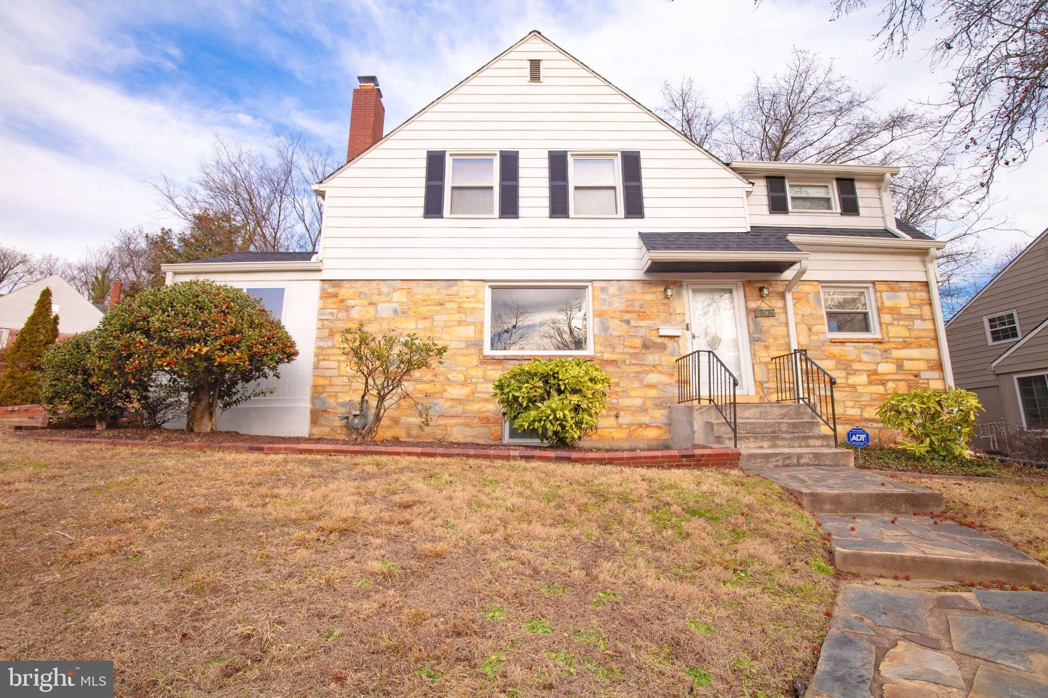 5810 GREENLEAF Road – photo 2