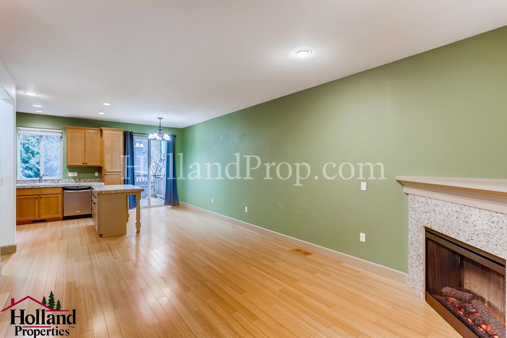 ** Best Price ** Modern Two-Story Home in Hillsboro – Move-In Ready! – photo 5