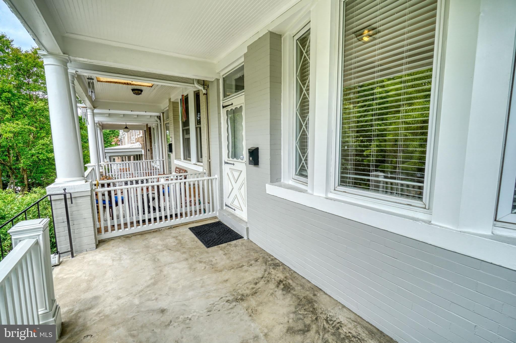 1821 Kilbourne Place Nw – photo 5