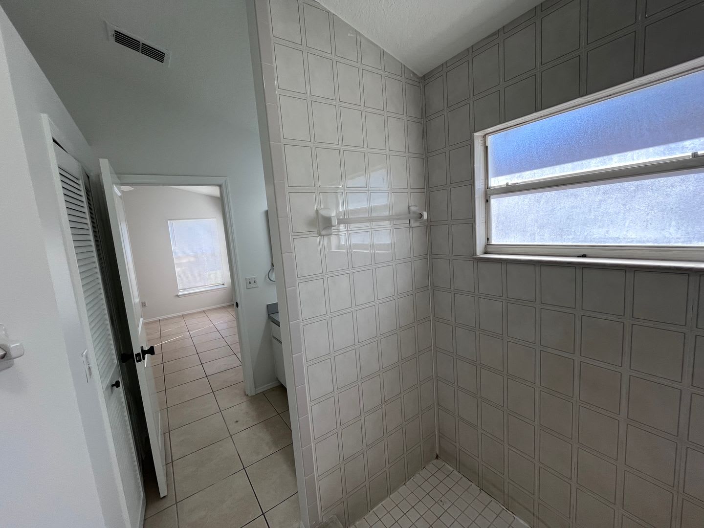 Remodeled 3/2 near Goldenrod and SR408 – photo 5