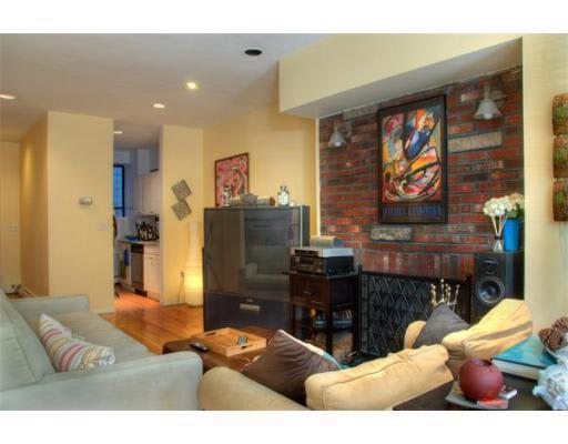 407 Marlborough St – photo 4