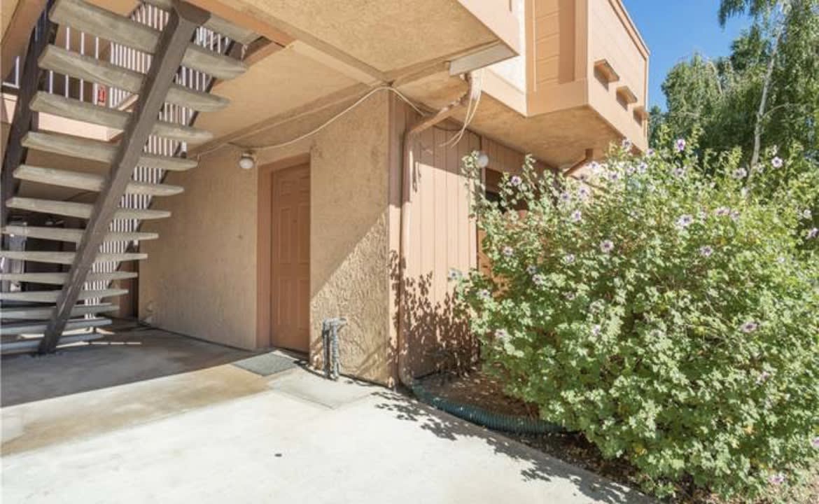 3141 Spring St Apt 108 – photo 2