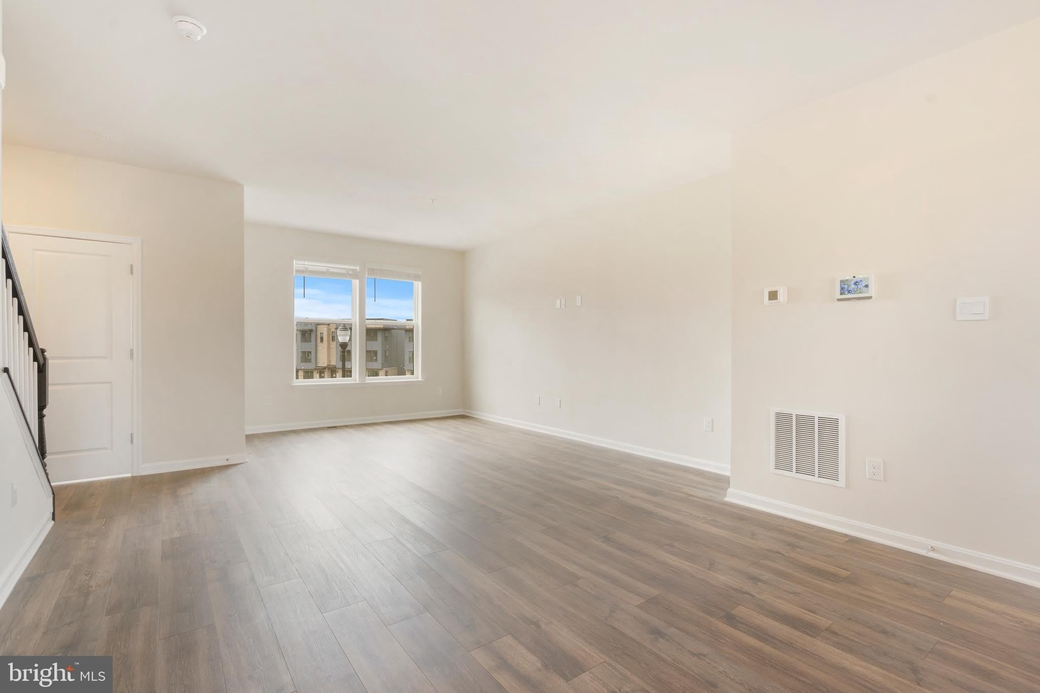 420 CARROLL WALK AVE – photo 4