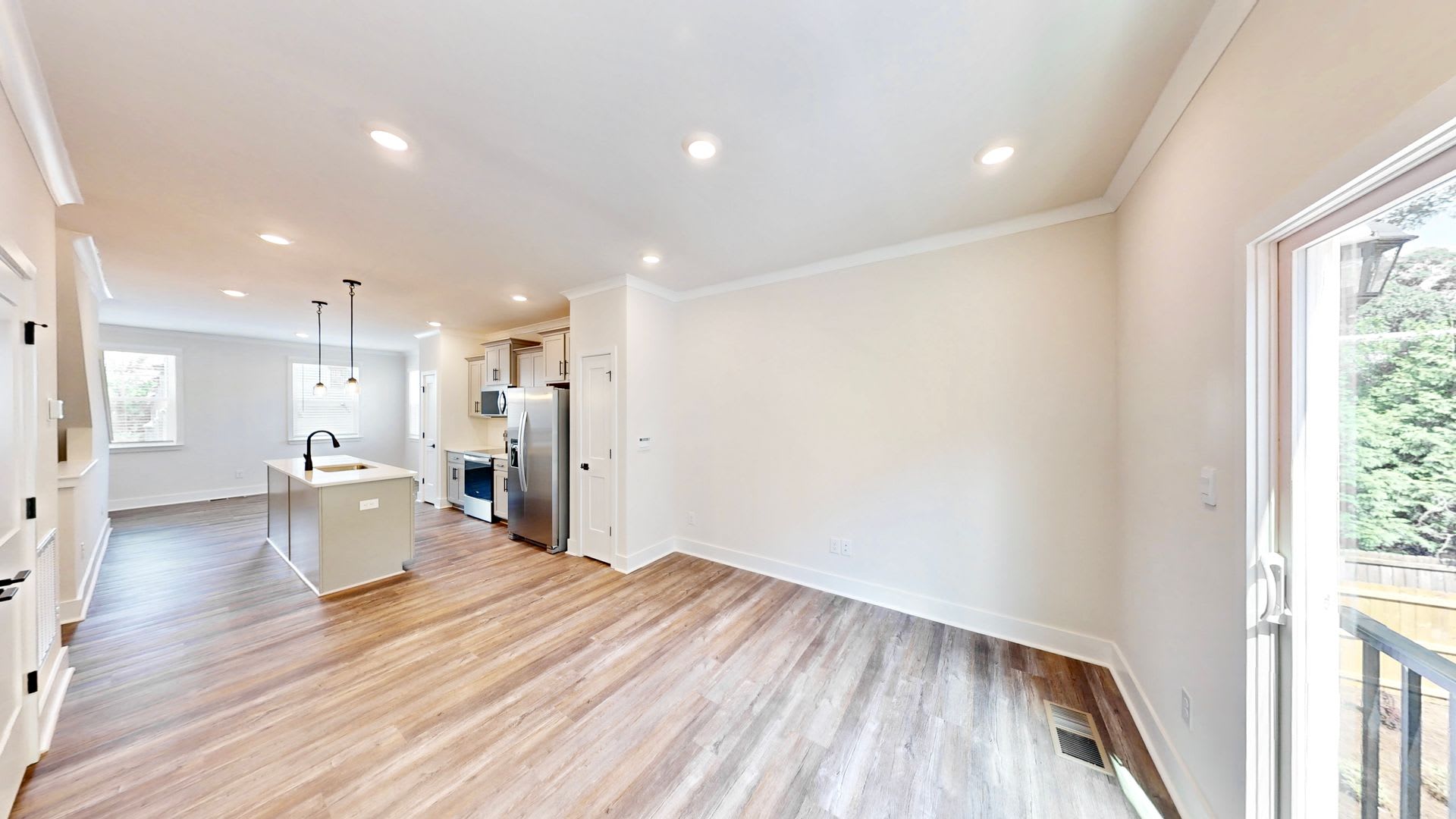 3640 Spencer Street – photo 5