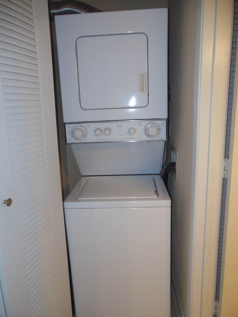One Bedroom One Bathroom With W D – photo 3