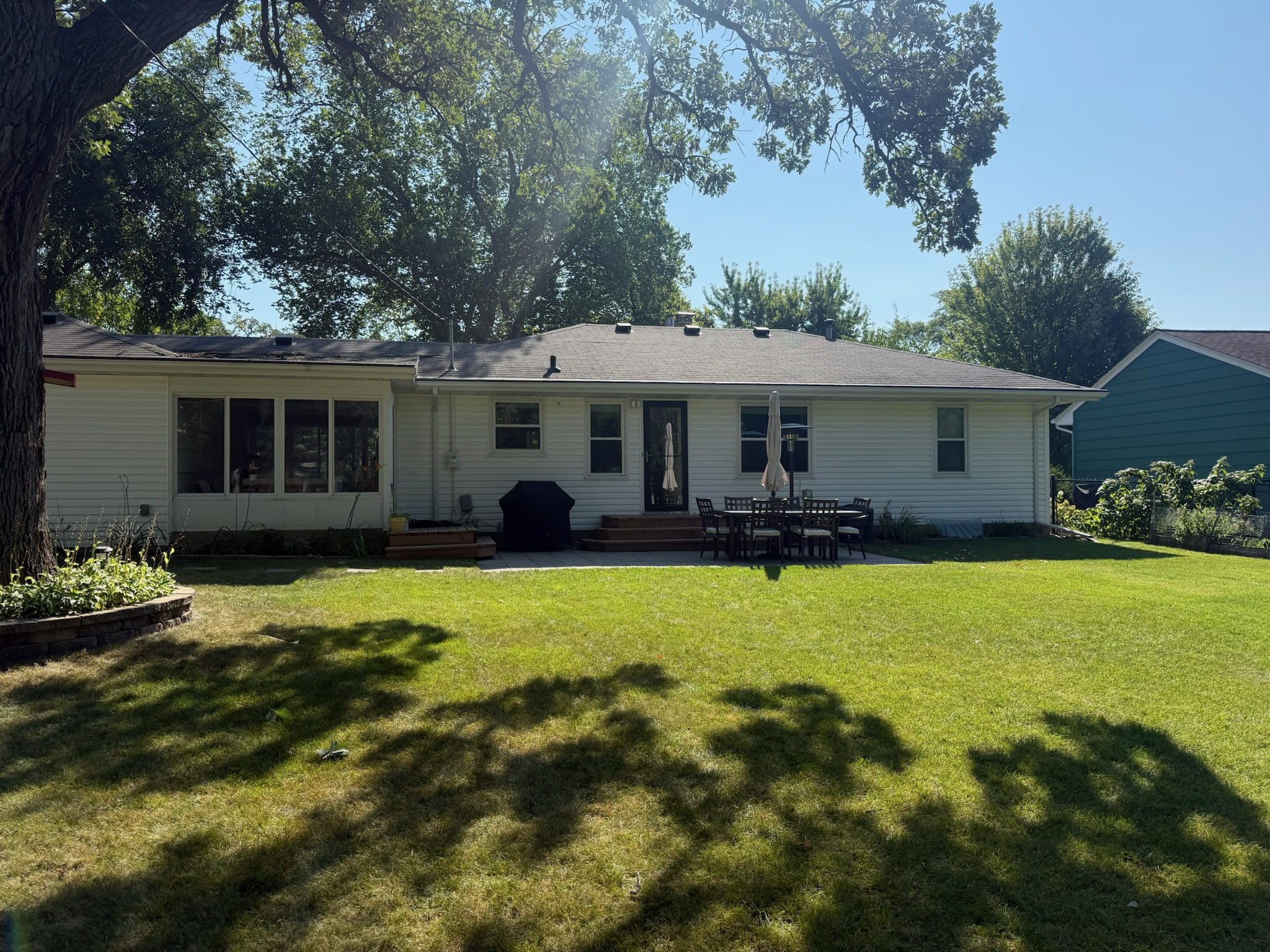 2532 Quebec Ave S – photo 2