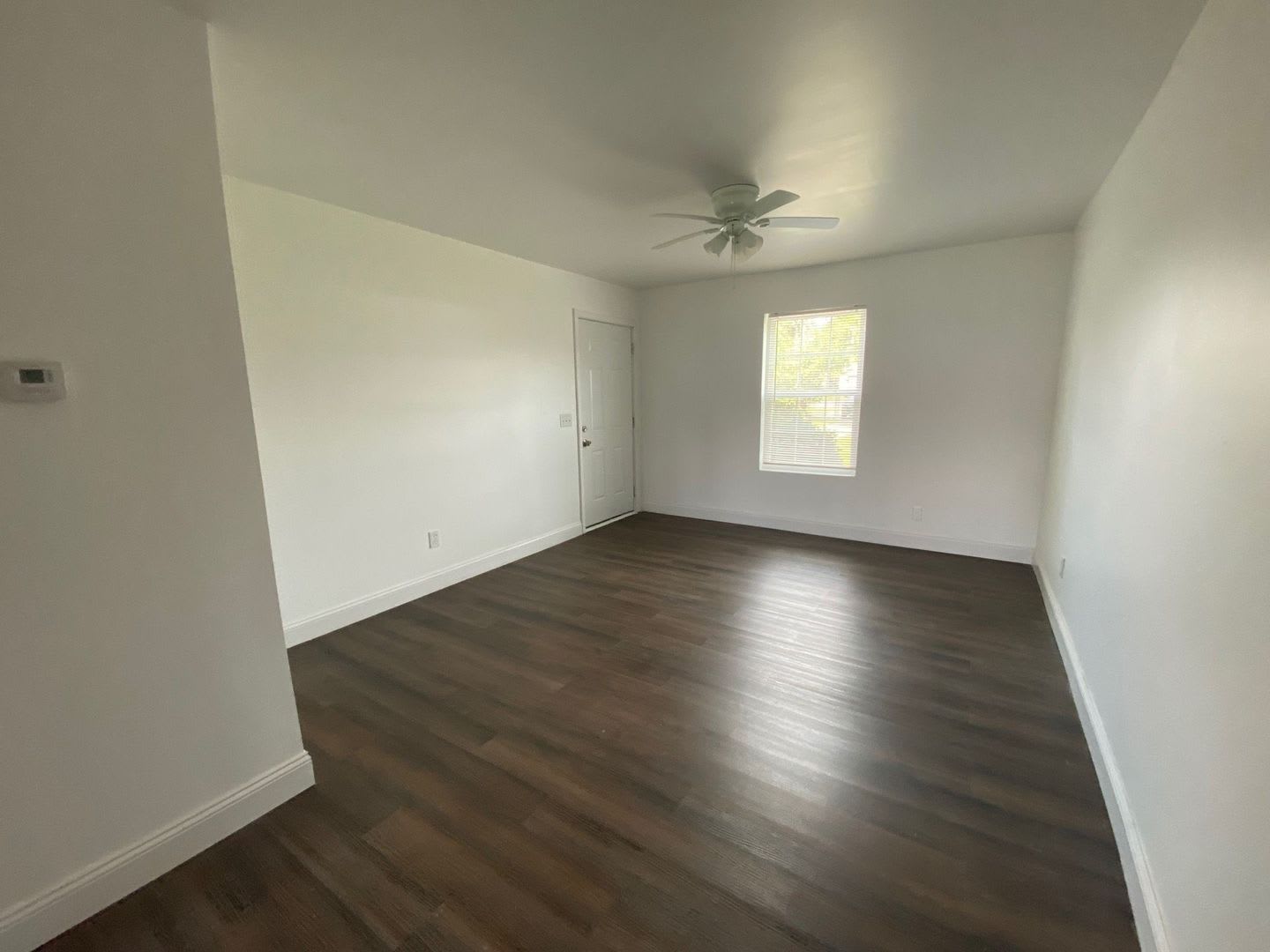 Efficient 2 Bed 1 Bath Duplex Unit In Springfield W Easy Access To Tyndall Afb Special 1 2 Off First Month S Rent – photo 3