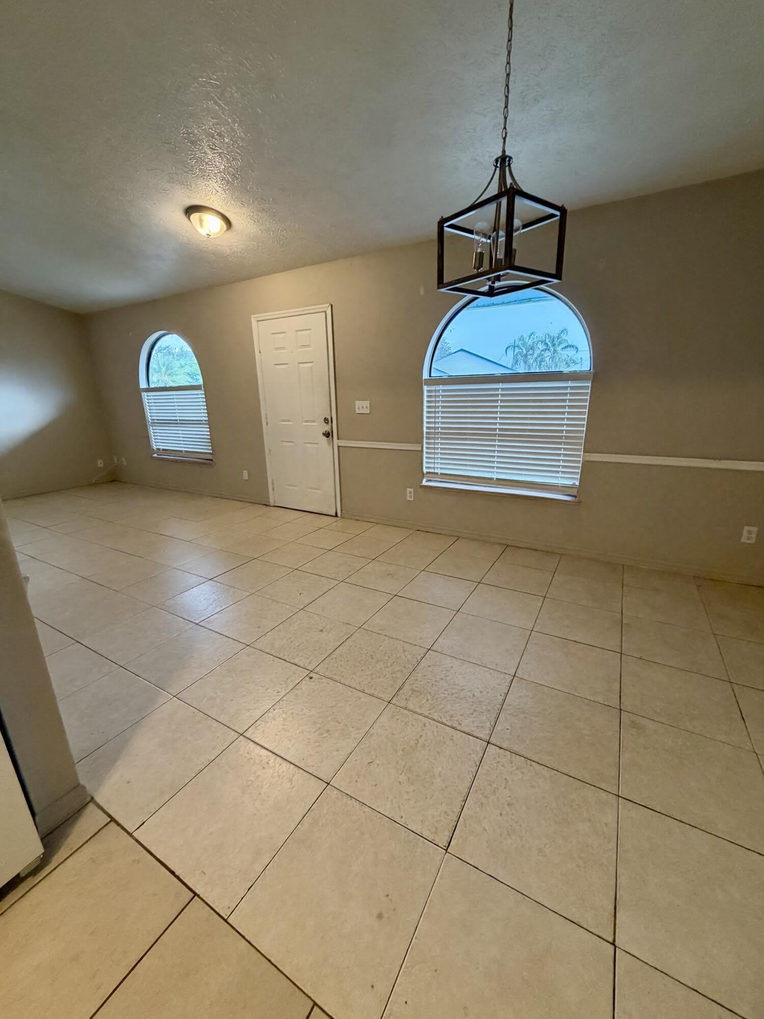 5205 SE Primrose Way – photo 2