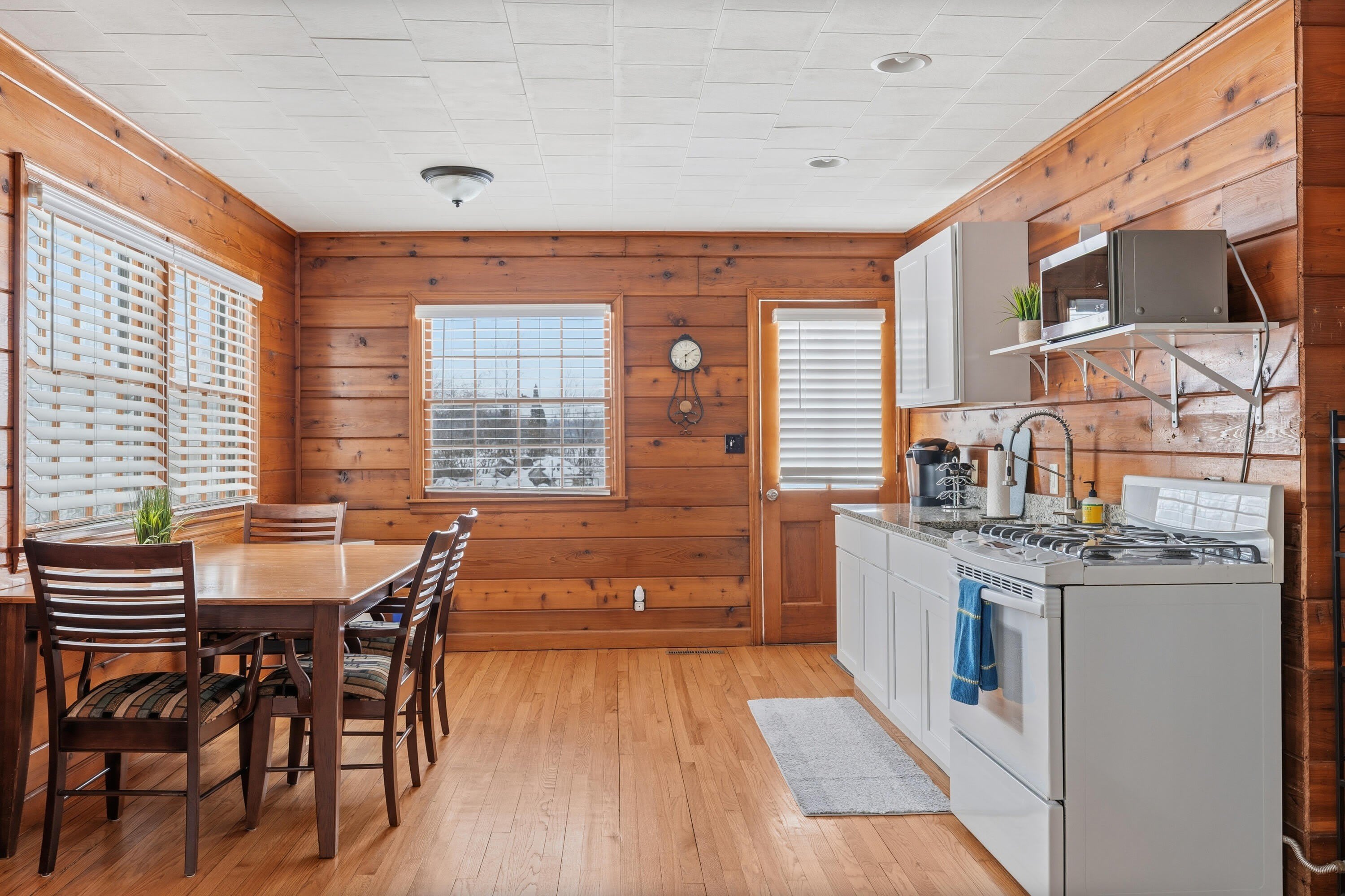 292 Grayson Road – photo 5