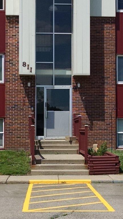 Eighth Street Apartments – photo 2