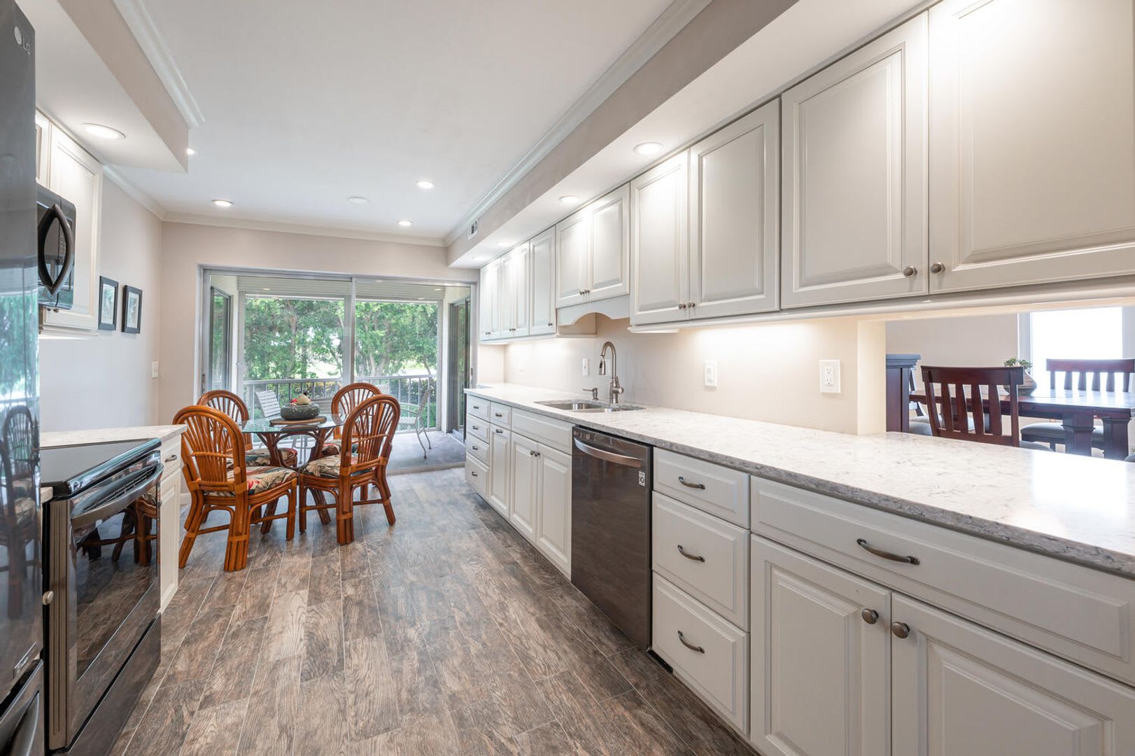 241 Palm River Blvd – photo 3