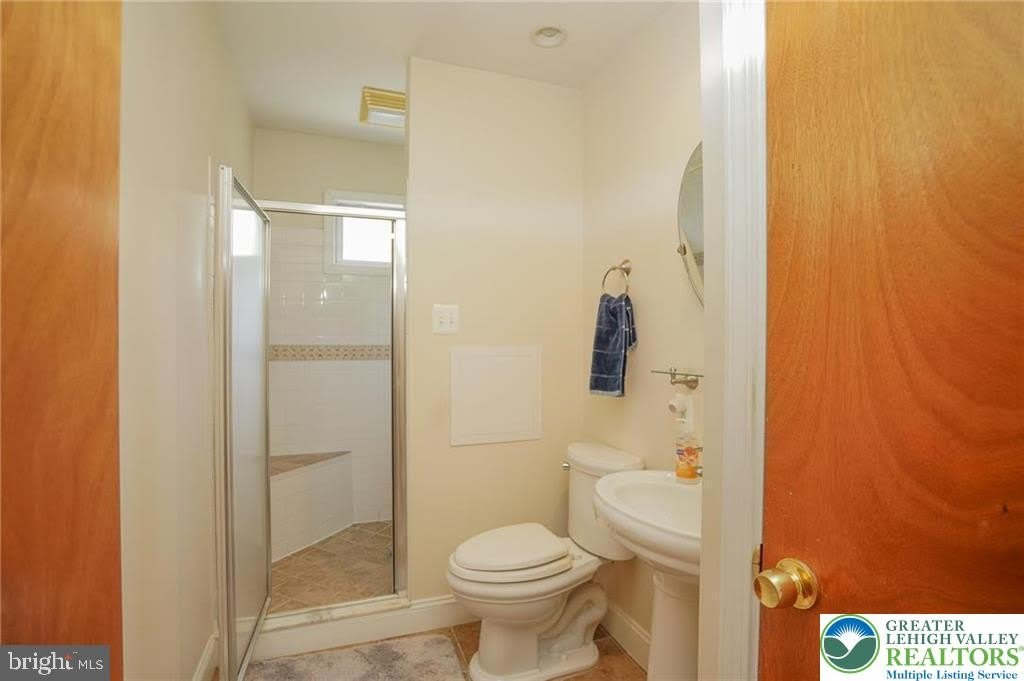 142 Ridge Street – photo 3