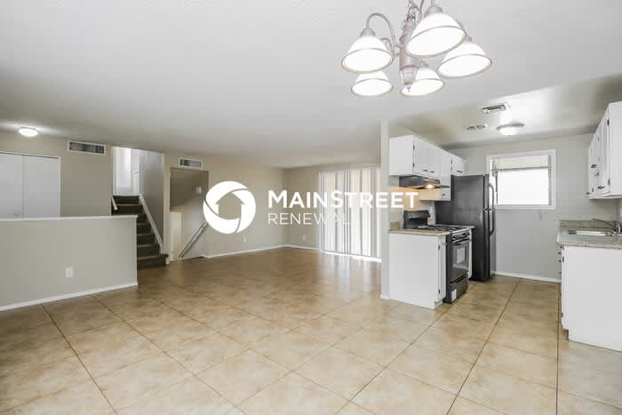 2629 North 49th Drive – photo 5