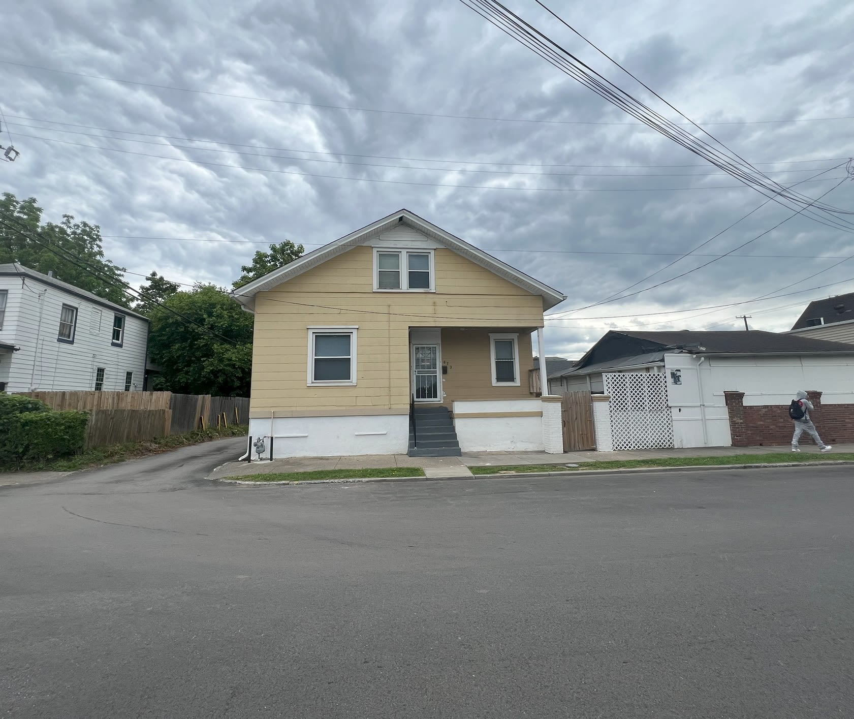 673 South 27th Street – photo 2