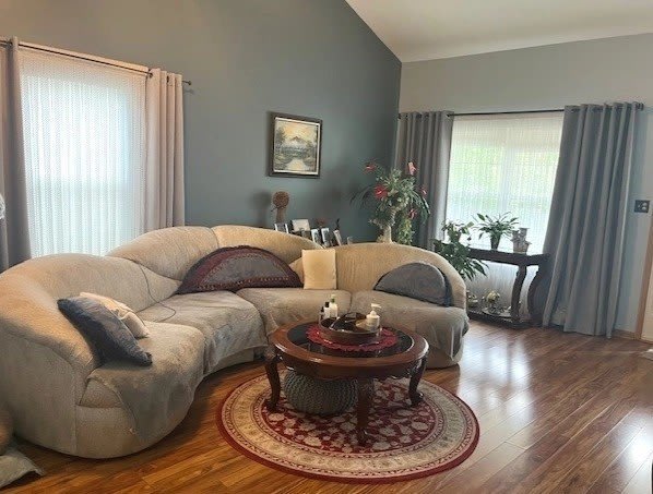 1005 Singer Avenue – photo 2
