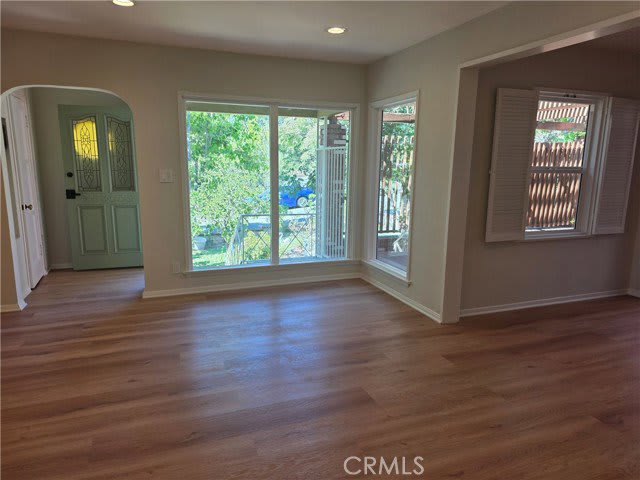 3255 Henrietta Avenue – photo 3