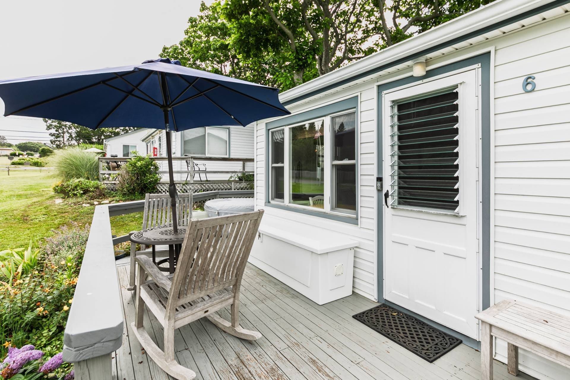 75/81 E Lake Drive – photo 2