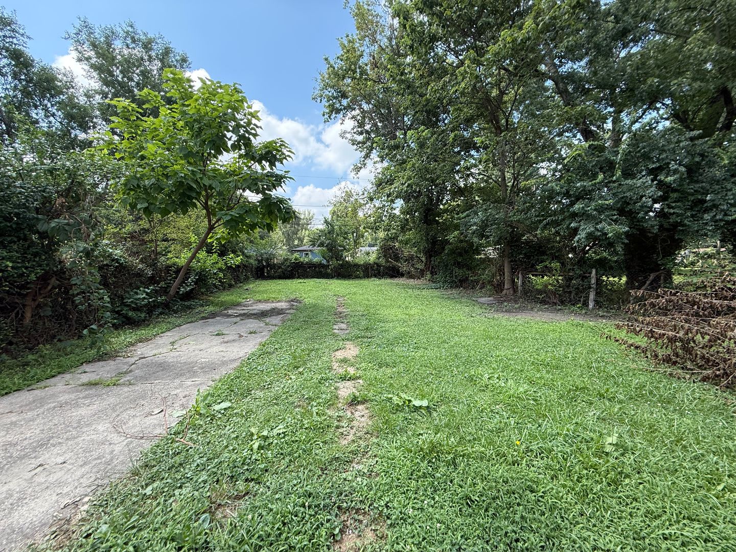 2 Bedroom/1 Bath – photo 2