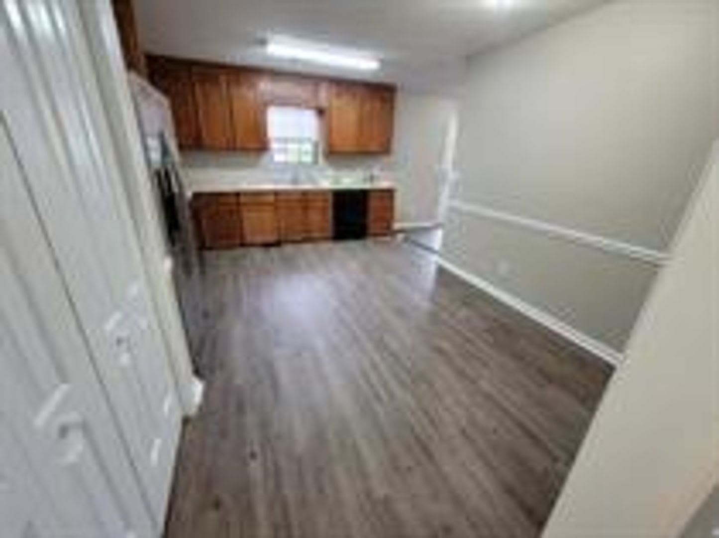 Coming Soon: Newly Renovated Cozy & Spacious 3 Bedroom Home with Garage and Private Backyard – photo 3