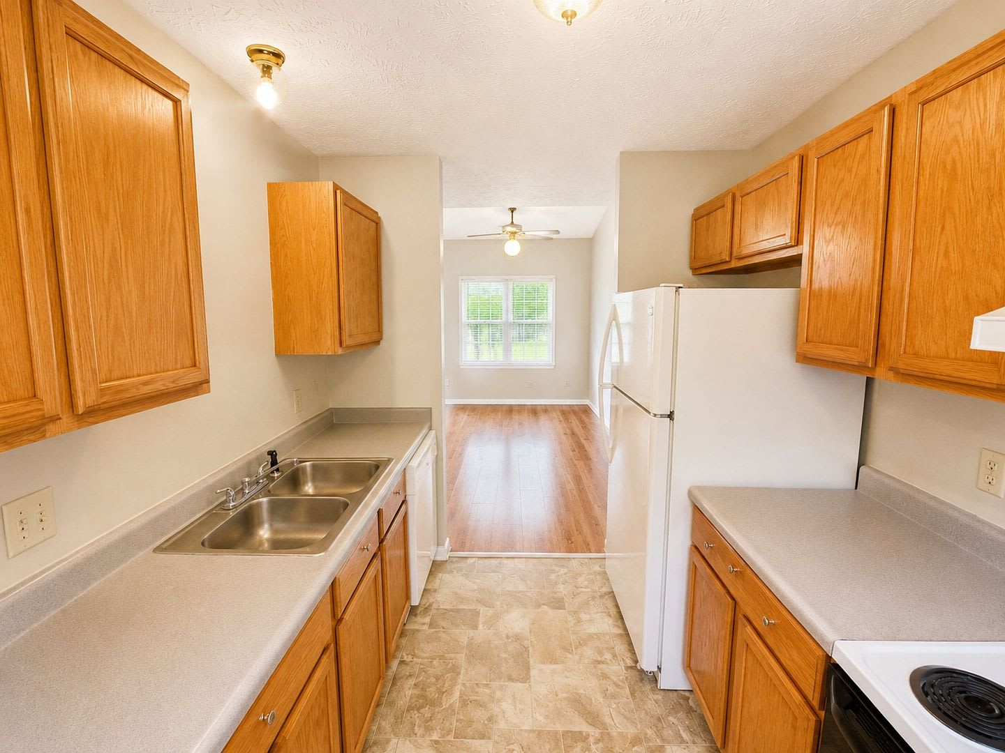 633 Winthrop – photo 5
