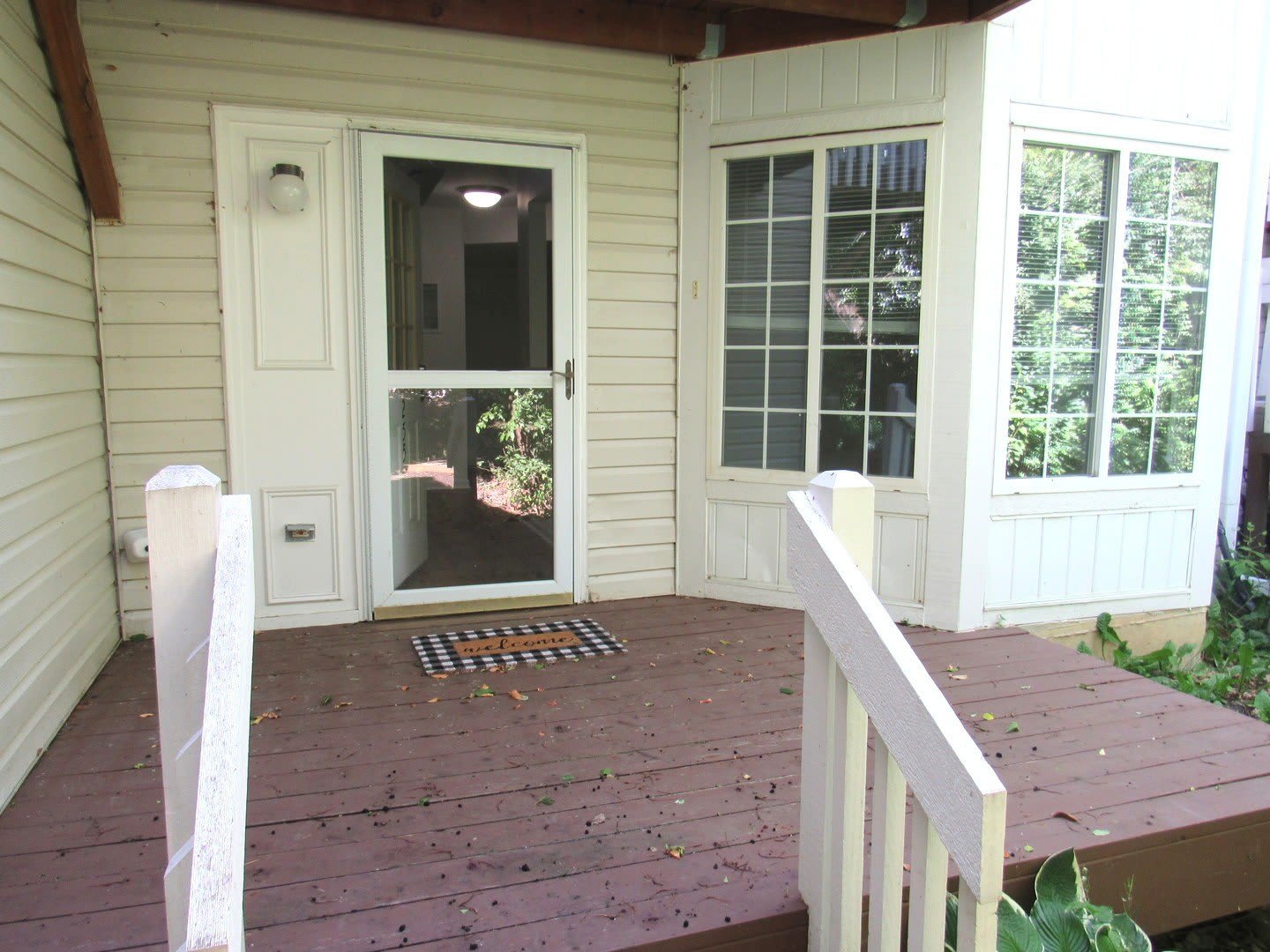 255 W Treehouse Lane – photo 1