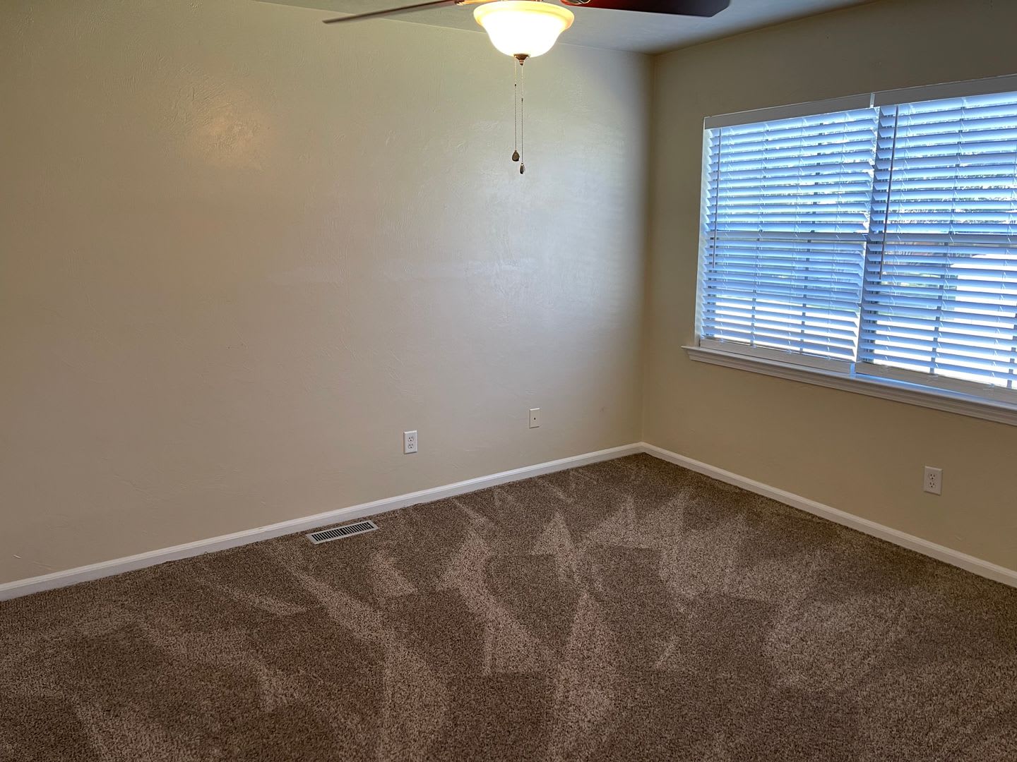 PORTLAND TOWNHOMES – photo 3