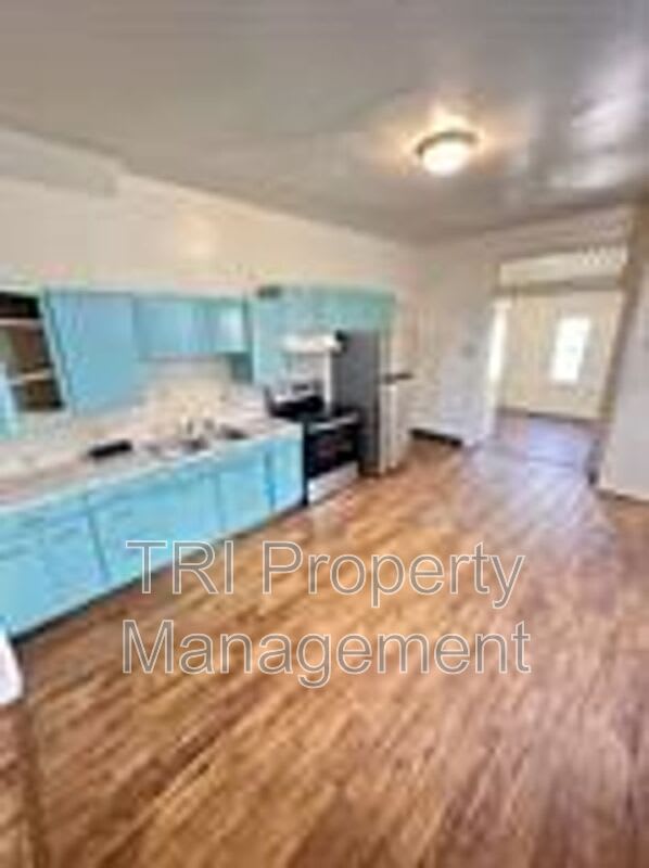 1227 12th Avenue – photo 2