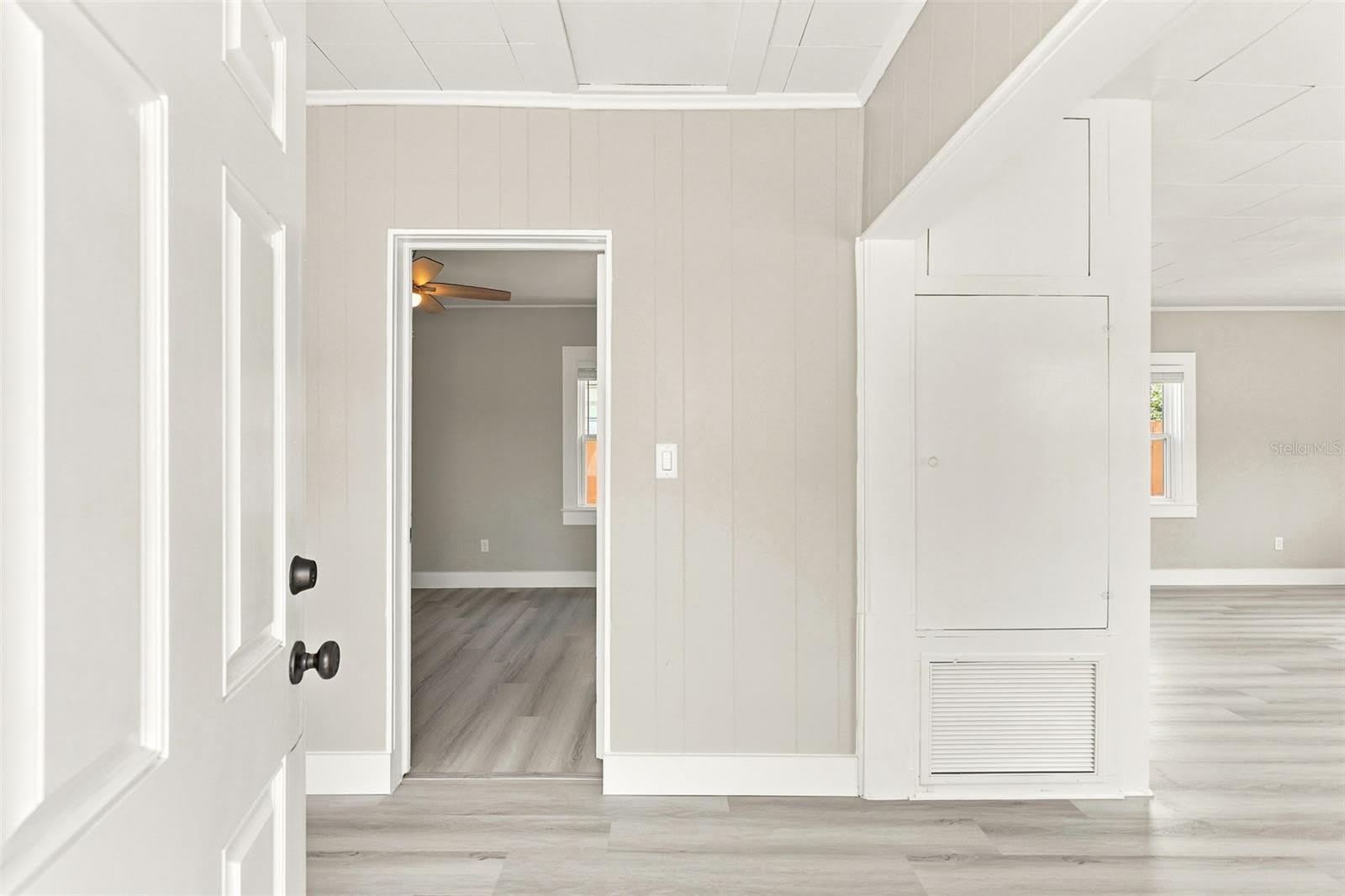 2704 E JEFFERSON Street – photo 3