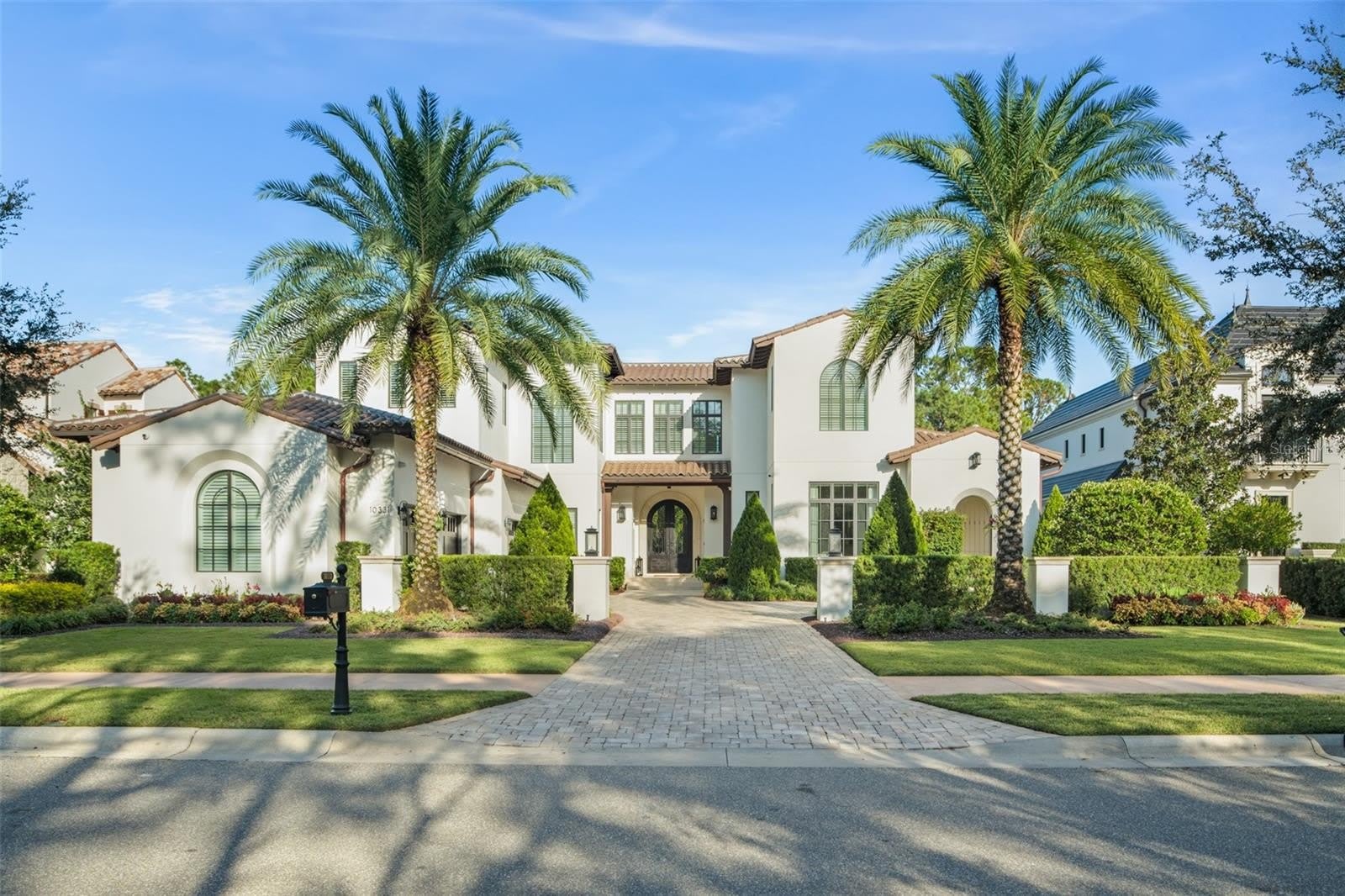 10331 Los Feliz Drive – photo 4