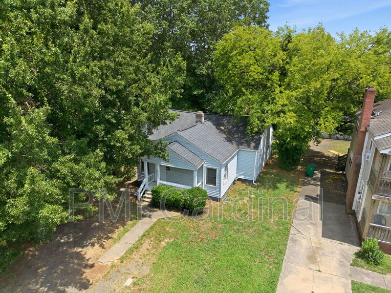 2320 Olando St – photo 4