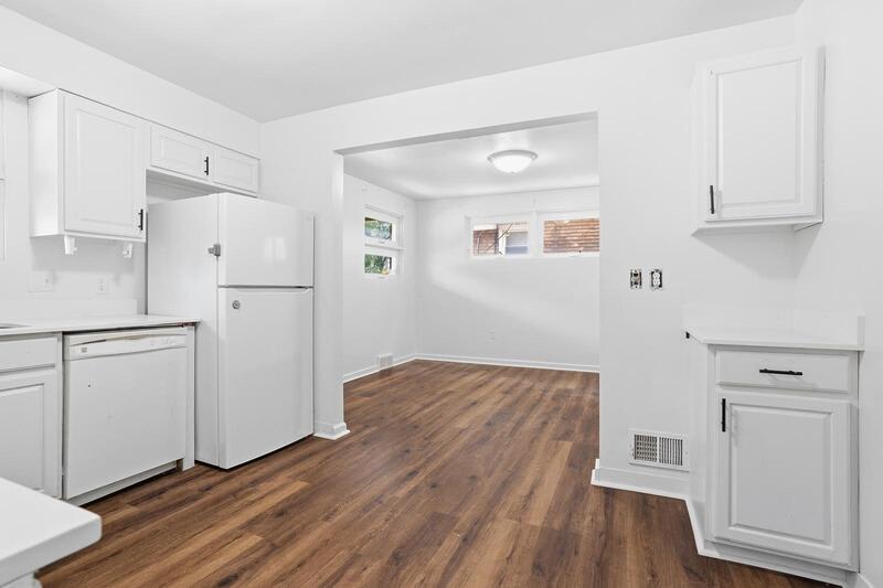 2046 Pioneer Avenue – photo 5