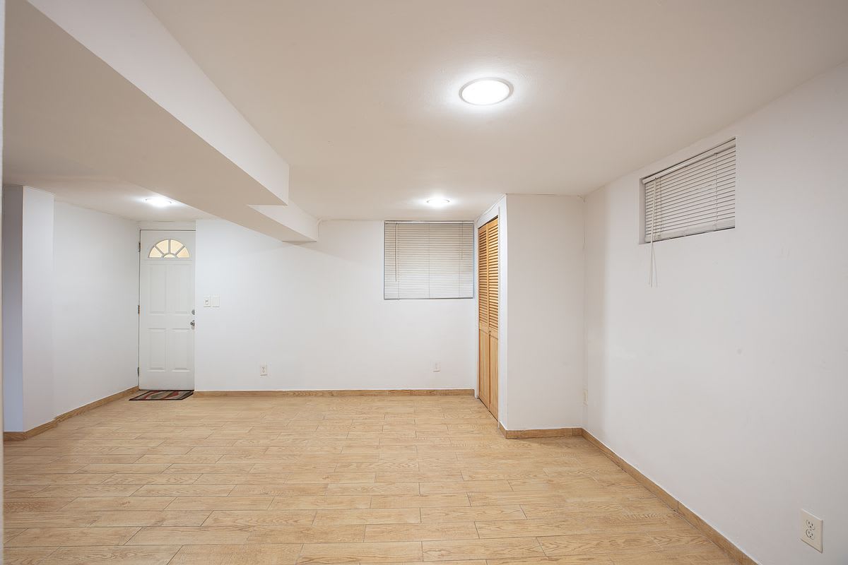 1165 E 54th St – photo 4
