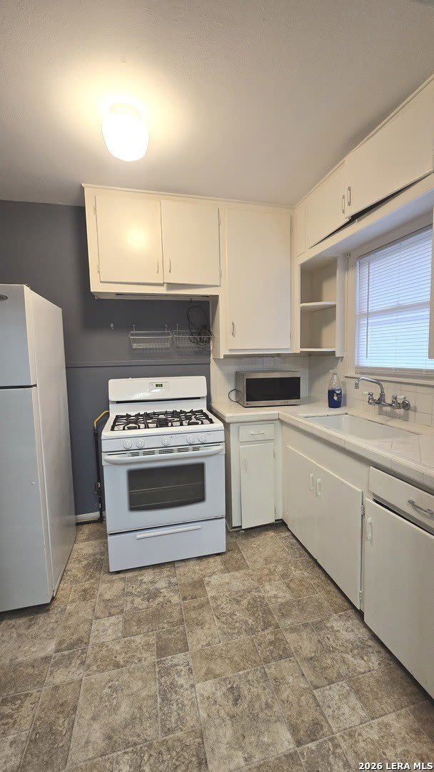 818 W RUSSELL PL – photo 5