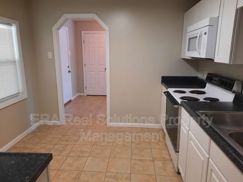 317 Bigelow St. – photo 3