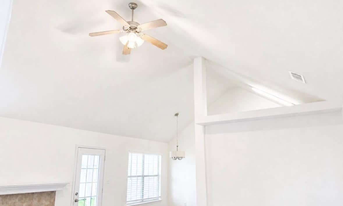 14191 Oak View Circle – photo 2