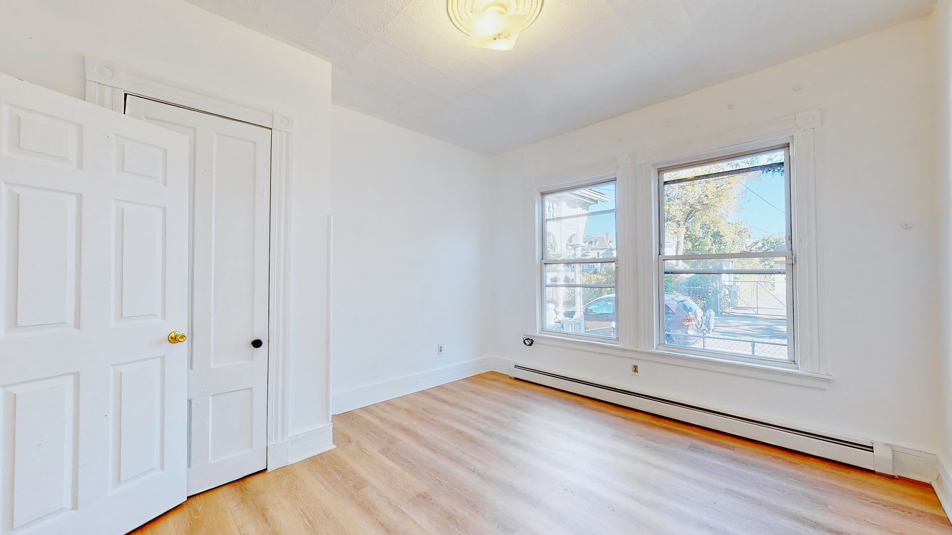 Spacious 1BR Apartment Near Yale – Remodeled & Convenient! – photo 3