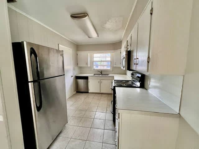 1642 Oakland Avenue – photo 5