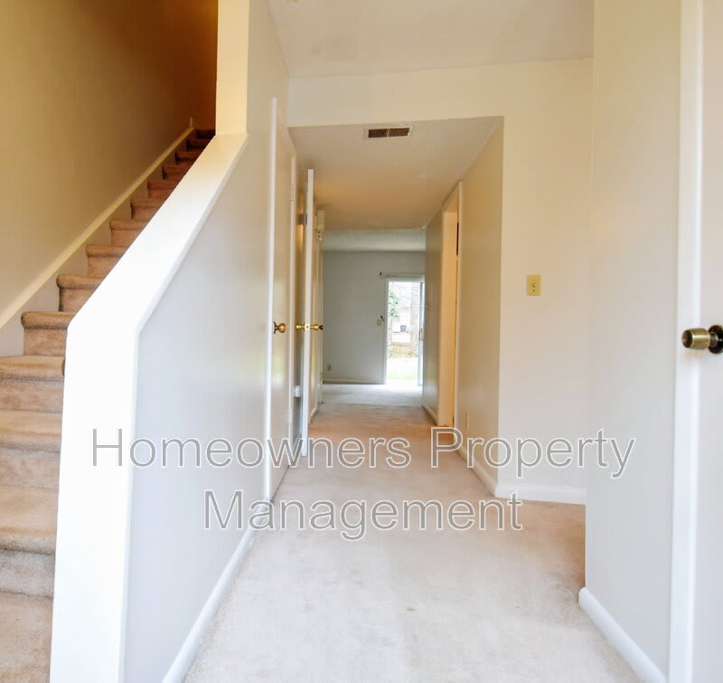 599 Winding Creek Rd – photo 5