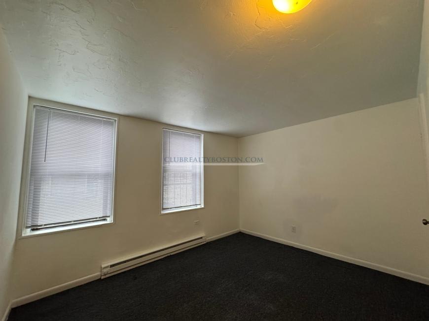 410 Market St. – photo 2