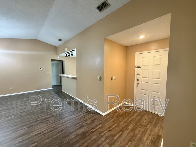 3371 Brodie Way – photo 3