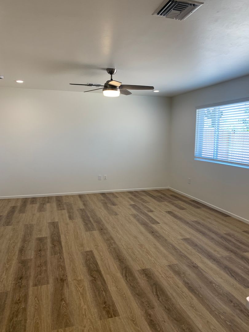 New Construction Built In 2025 2 Bedroom 1 Bath Single Family House With Washer Dryer In Unit – photo 4