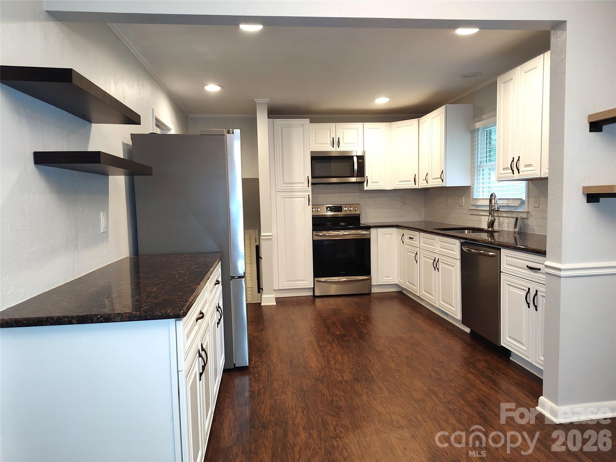 5812 Donegal Drive – photo 5