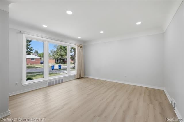 8108 Whitefield Street – photo 5