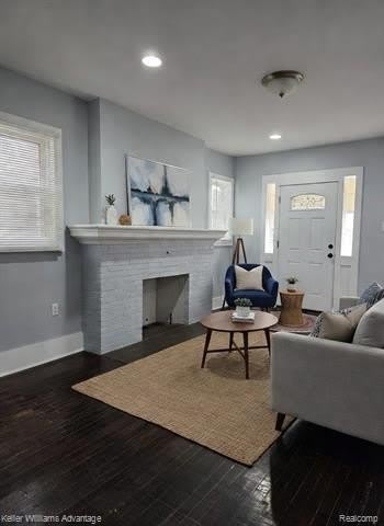 2030 Hazelwood Street – photo 2