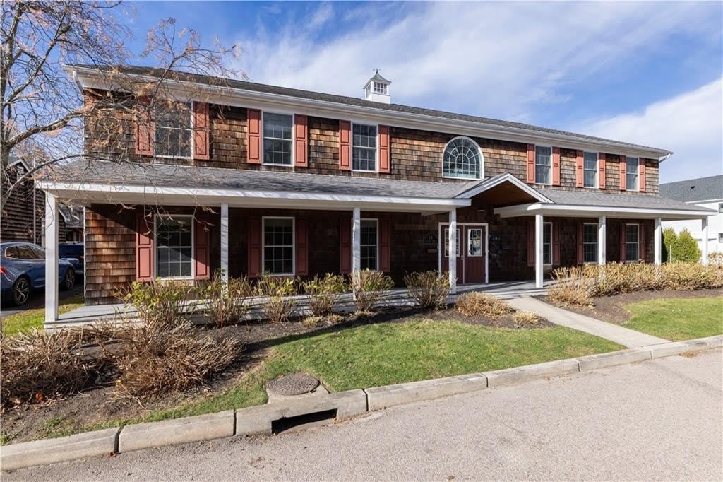 14 Clinton Avenue – photo 2