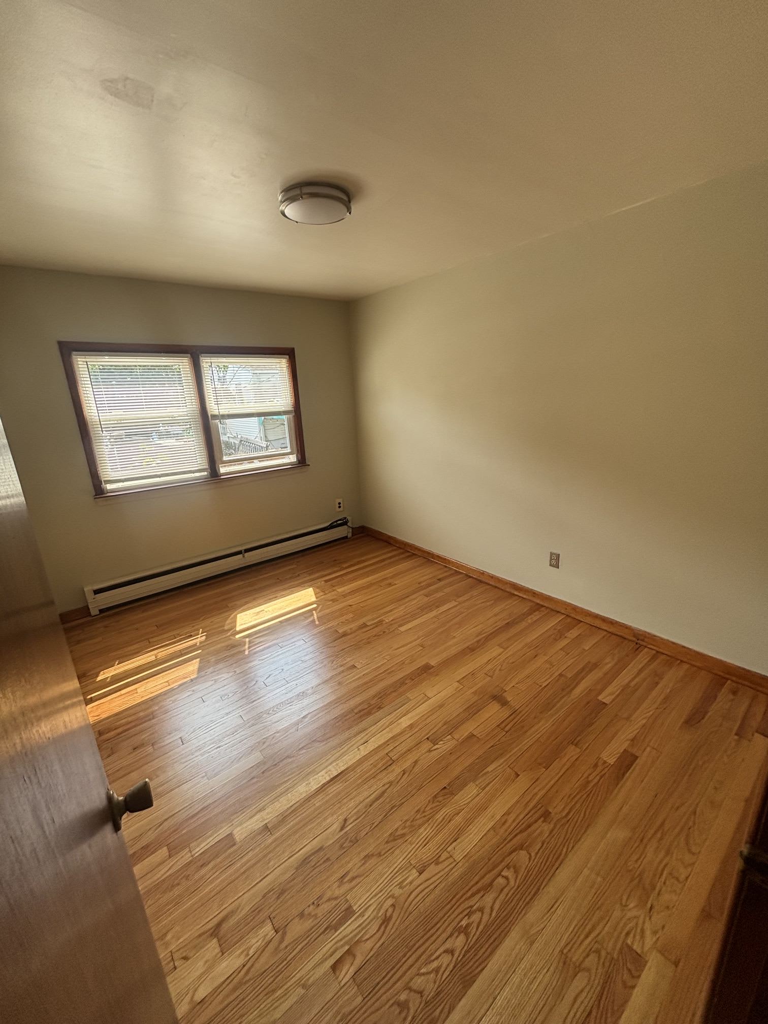613 Jackson Avenue – photo 4