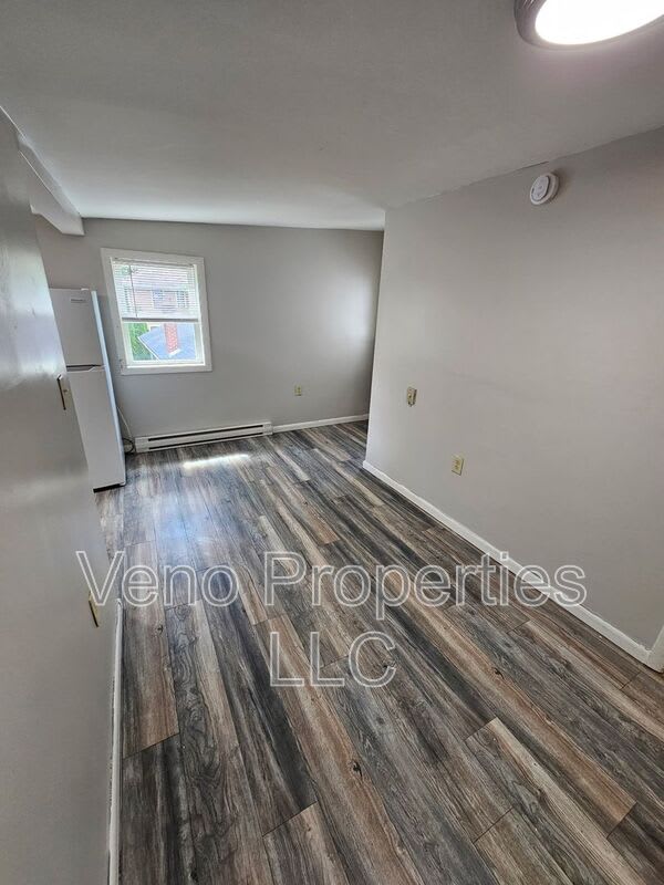 17 19 Avenue A – photo 3