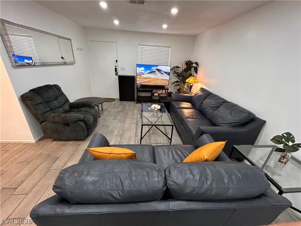 3251 Jericho Street – photo 2