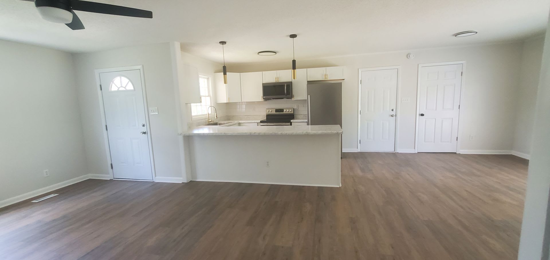 483 Warmsprings Drive ~ Ponderosa – photo 3