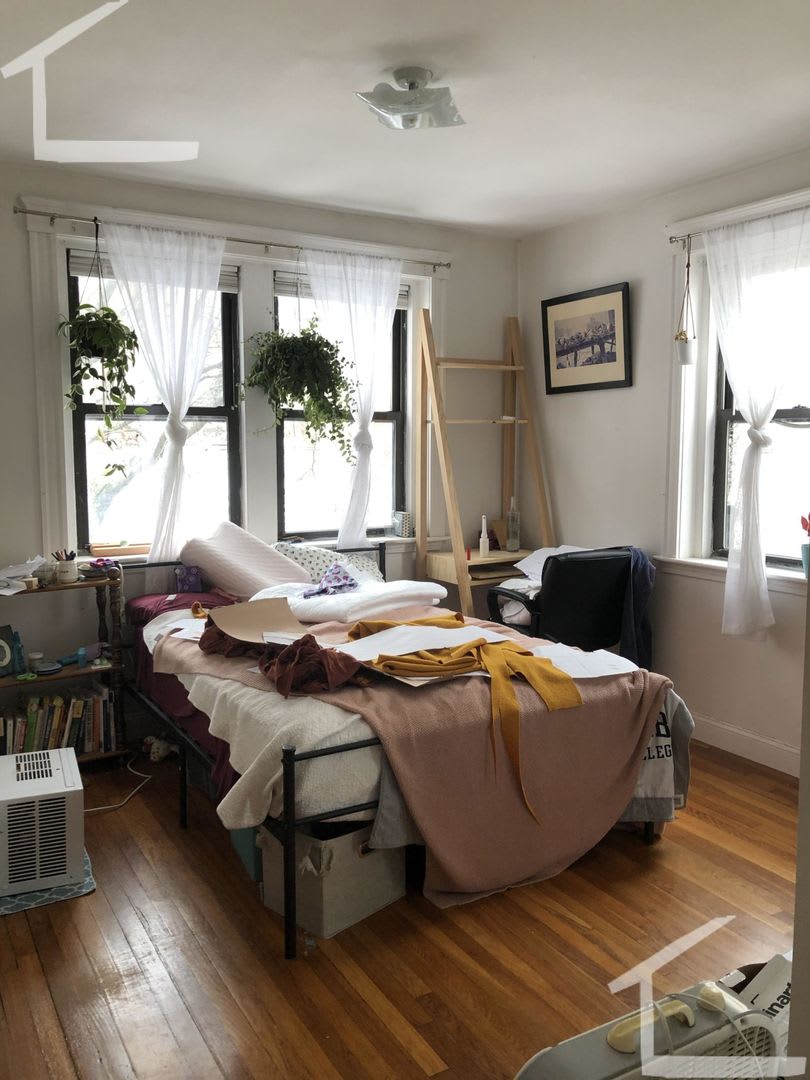 31 Egremont St #3C Boston MA 02135 – photo 1